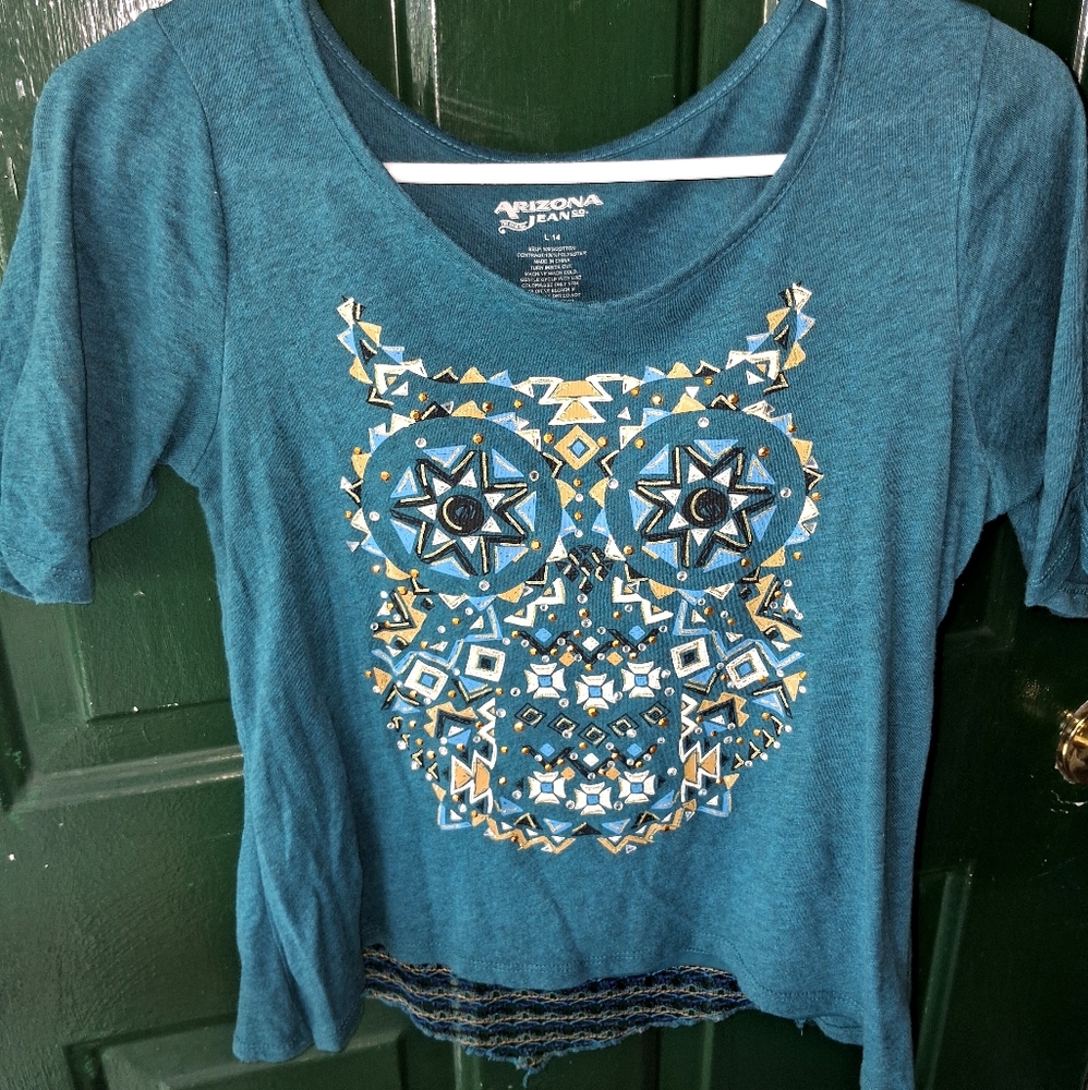 Arizona Jean Co. Cute Owl Top with Scarf
